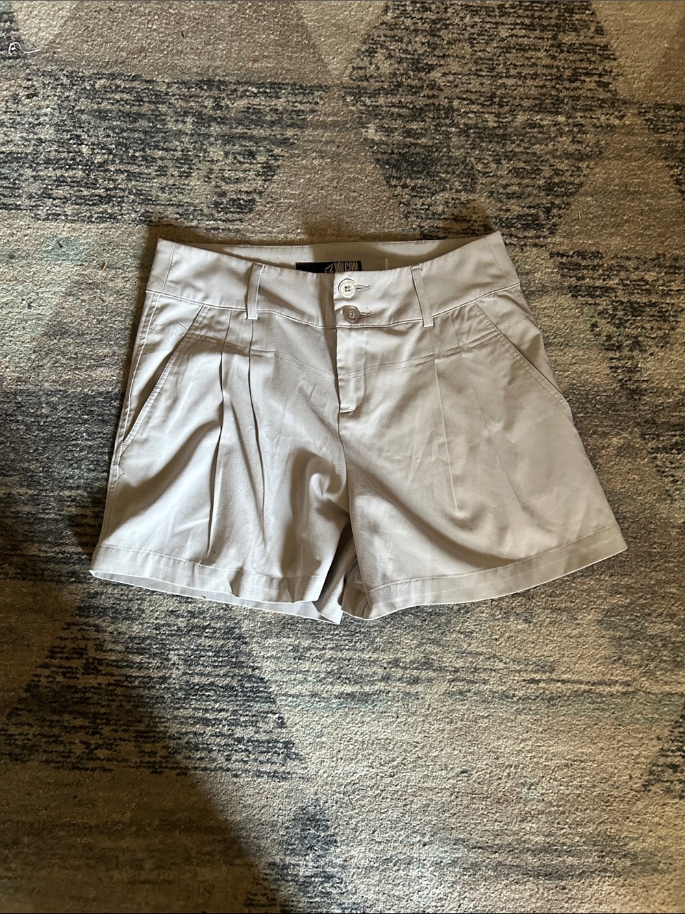 Volcom Women's High-Waist Pleated Shorts — Light Tan